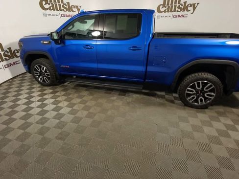 Used 2023 GMC Sierra 1500 AT4 w/ AT4 Premium Package AWD/4WD image 5