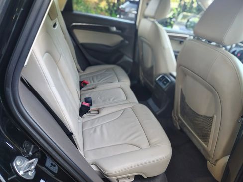 Used 2016 Audi Q5 2.0T Premium Plus w/ Technology Package image 23