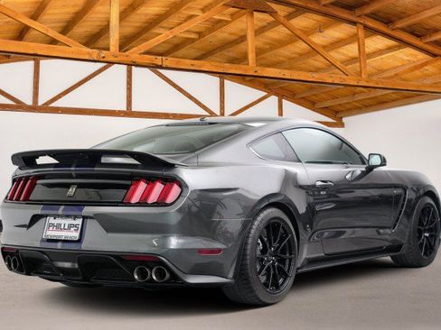Used 2019 Ford Mustang Shelby GT350 w/ Technology Package image 5
