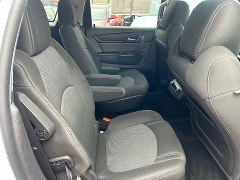 Used 2016 Chevrolet Traverse LT FWD image 17