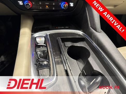 Used 2023 Buick Enclave Essence w/ Sport Touring Edition image 37