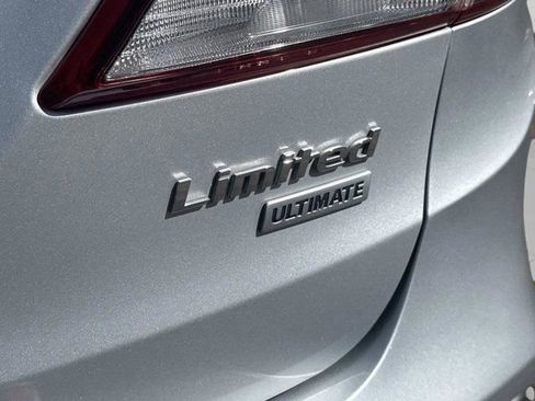 Used 2018 Hyundai Santa Fe Limited FWD image 33
