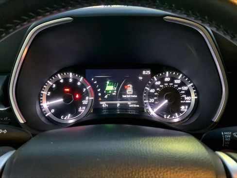 Used 2023 Toyota Highlander XLE image 24