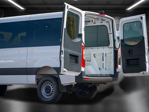 Used 2025 Mercedes-Benz Sprinter 144 Cargo image 10