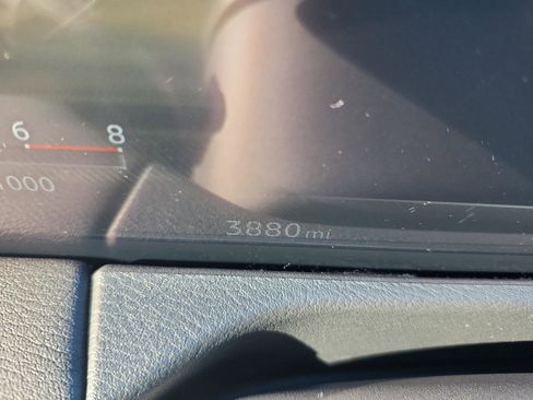 Used 2025 Nissan Armada Platinum image 22