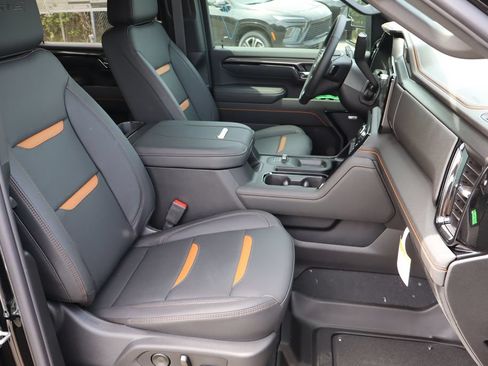 New 2026 GMC Sierra 2500 AT4 w/ AT4 Premium Plus Package AWD/4WD image 27
