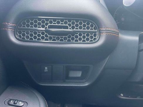 Used 2023 Honda HR-V Sport image 18