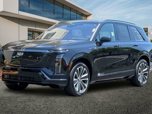 New 2026 Cadillac Vistiq Sport w/ LPO, Floor Liner Package image 8