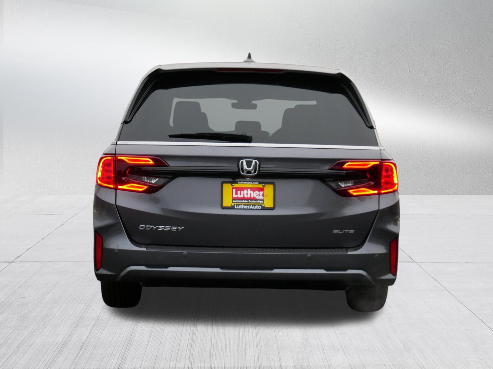 New 2027 Honda Odyssey Elite image 6