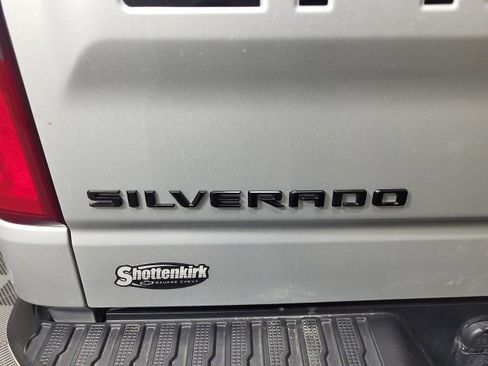 Used 2021 Chevrolet Silverado 1500 RST w/ Rally Edition image 8