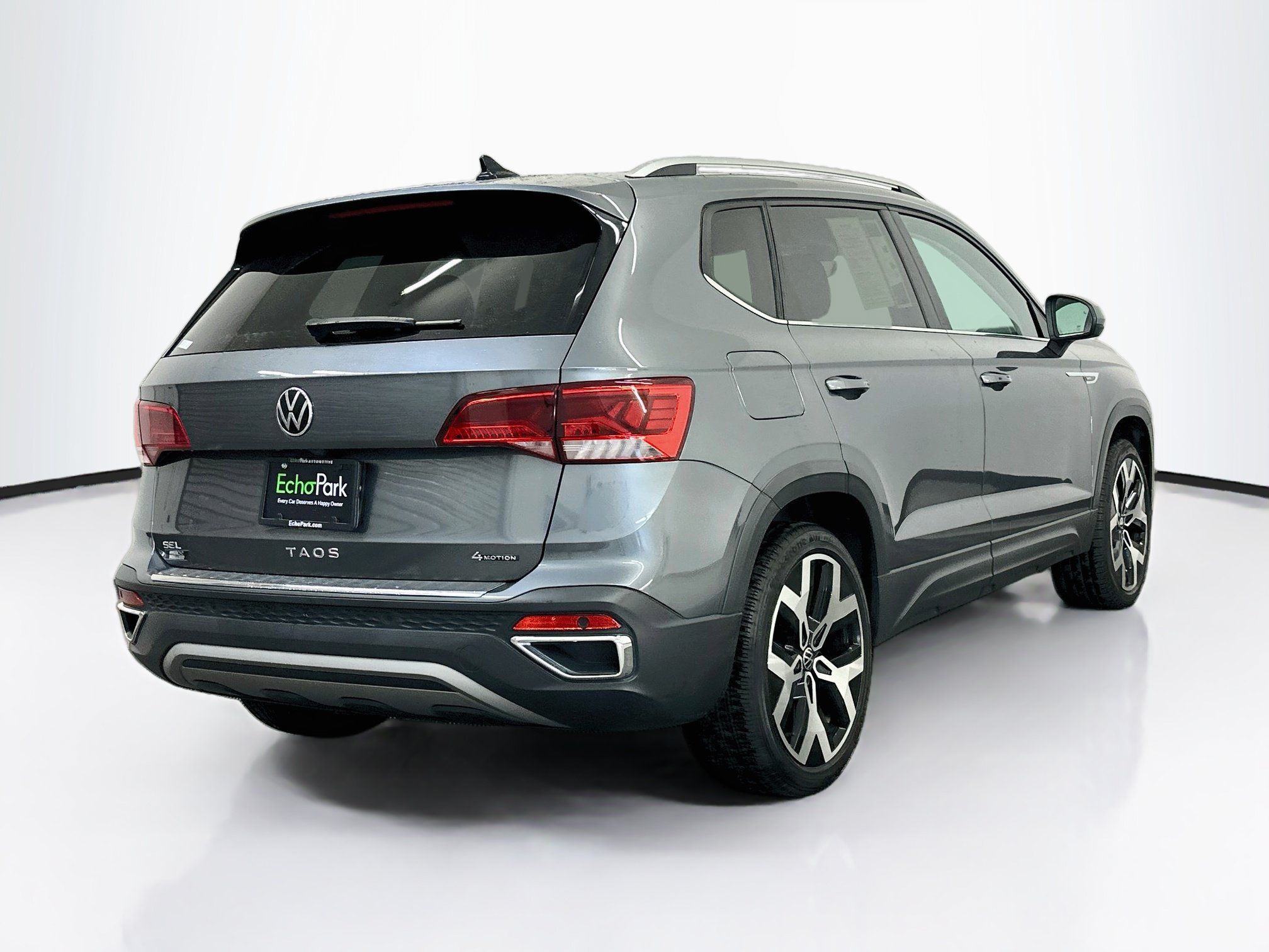 Used 2023 Volkswagen Taos SEL AWD/4WD image 9