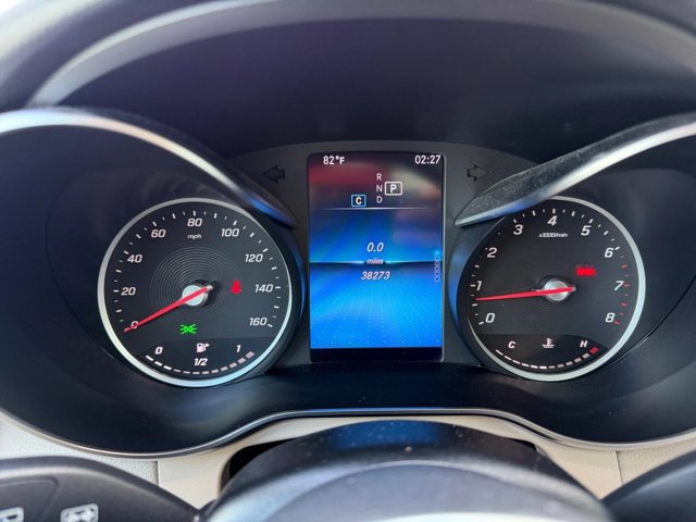 Used 2022 Mercedes-Benz GLC 300 image 11