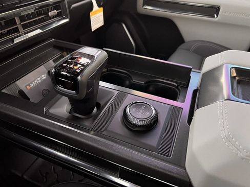 New 2026 GMC Hummer EV 4x4 Crew Cab image 22