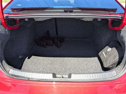 Used 2019 Volkswagen Jetta GLI FWD image 29