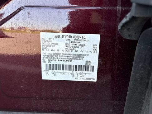 Used 2019 Lincoln Nautilus Reserve AWD/4WD image 24