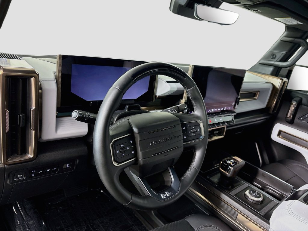Certified 2025 GMC Hummer EV 2X w/ LPO, Cargo Utility Package AWD/4WD image 10