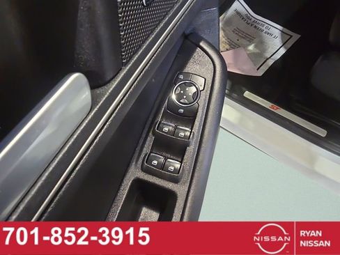 Used 2023 Ford Edge ST-Line image 29