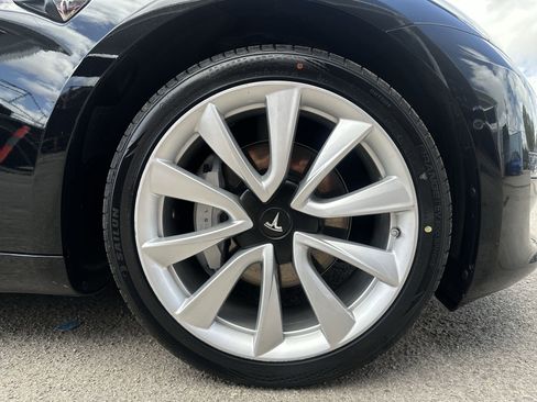 Used 2019 Tesla Model 3 Standard Range Plus image 19