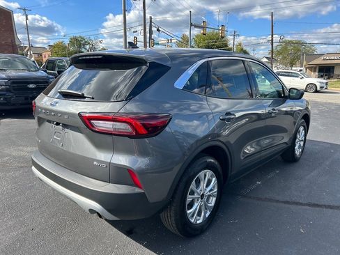 Used 2023 Ford Escape Active image 17