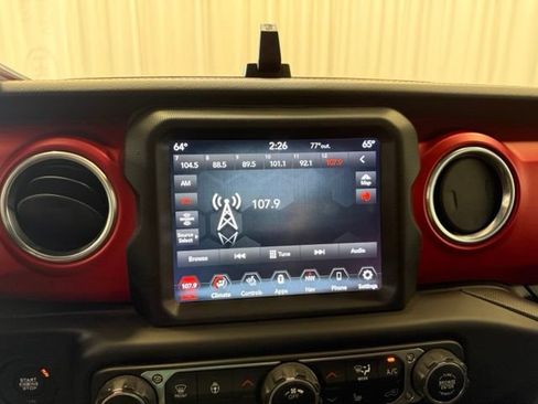 Used 2020 Jeep Gladiator Rubicon AWD/4WD image 20