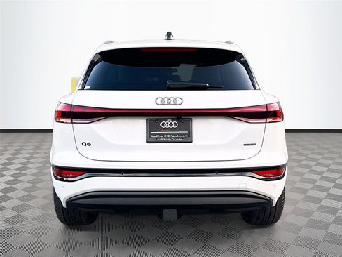New 2025 Audi Q6 e-tron Premium Plus image 6