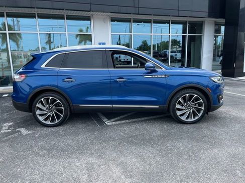 Used 2020 Lincoln Nautilus Reserve w/ Equipment Group 201A FWD image 8