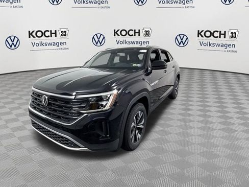 New 2026 Volkswagen Atlas Cross Sport SE image 4