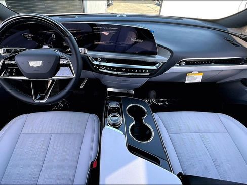 New 2026 Cadillac Lyriq Premium Luxury w/ LPO, Floor Liner Package AWD/4WD image 7
