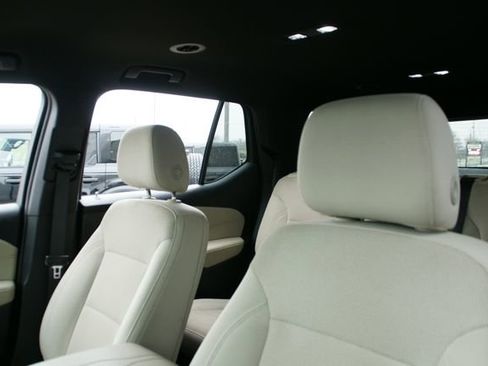 Used 2022 Chevrolet Traverse LS w/ Midnight/Sport Edition image 15