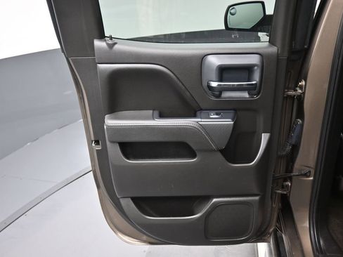 Used 2015 GMC Sierra 1500 SLE w/ All-Terrain Package AWD/4WD image 28