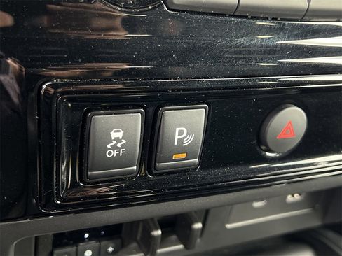 Certified 2024 Nissan Titan PRO-4X w/ Pro-4x Convenience Package image 20