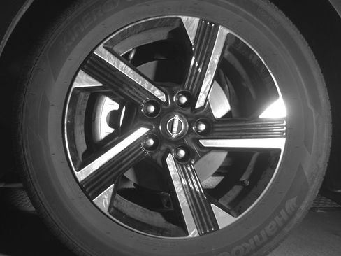 Used 2025 Nissan Sentra SV image 12