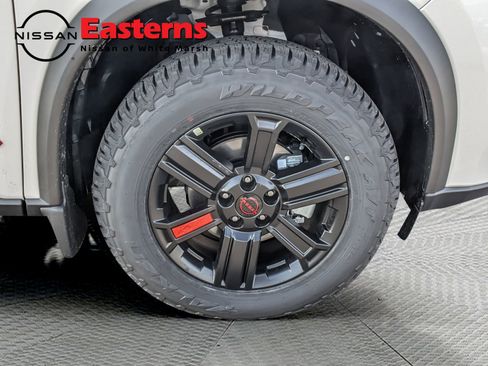 New 2026 Nissan Rogue SV AWD/4WD image 25