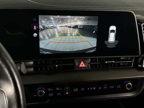 Used 2023 Kia Sportage EX image 15