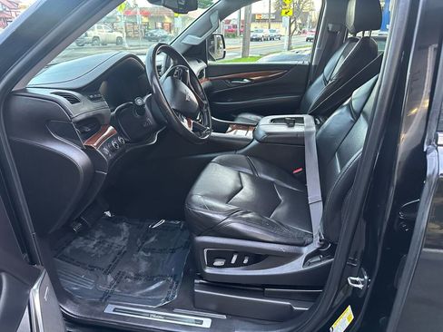 Used 2015 Cadillac Escalade ESV Luxury image 11
