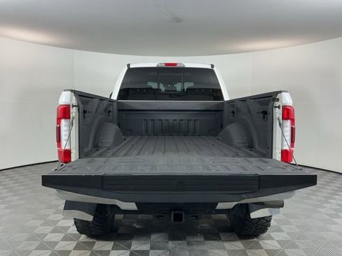 Used 2018 Ford F350 Lariat w/ Lariat Ultimate Package AWD/4WD image 7