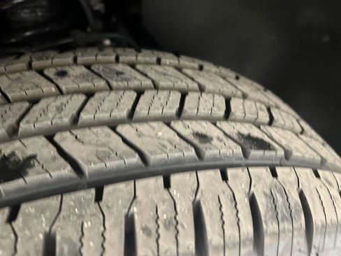 Used 2024 Chevrolet Colorado LT w/ LT Convenience Package II image 29