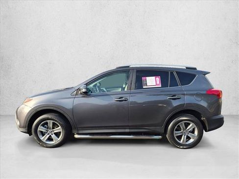 Used 2015 Toyota RAV4 XLE FWD image 9