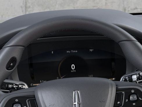 New 2025 Lincoln Corsair Reserve w/ Equipment Group 202A image 13