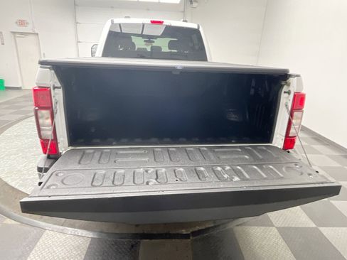 Certified 2020 Ford F250 XLT w/ XLT Value Package image 29