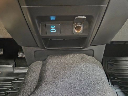 Used 2020 Ford F350 XLT image 51