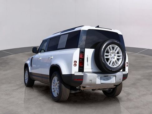 Used 2025 Land Rover Defender 110 S AWD/4WD image 7