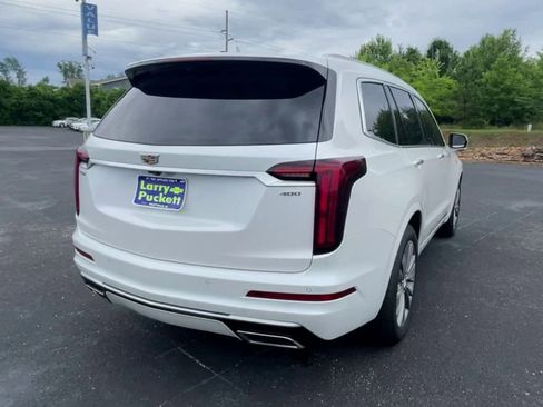 Used 2021 Cadillac XT6 Premium Luxury FWD image 8