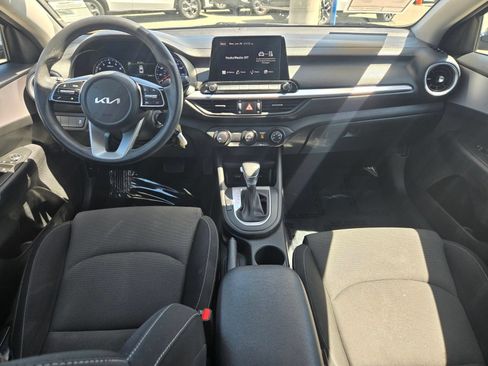 Used 2023 Kia Forte LXS FWD image 18