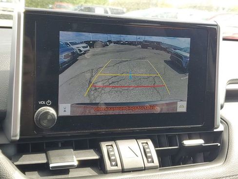 Used 2023 Toyota RAV4 XLE Premium AWD/4WD image 17