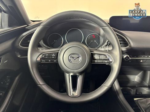 Used 2025 MAZDA MAZDA3 2.5 S Hatchback w/ Premium Pkg FWD image 18