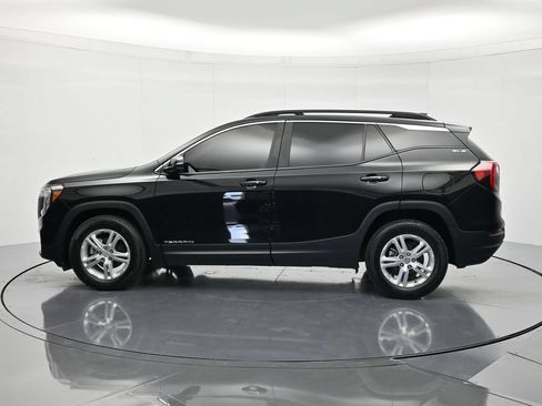 Certified 2024 GMC Terrain SLE w/ Driver Convenience Package FWD image 8
