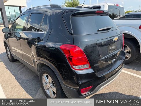 Used 2019 Chevrolet Trax LT FWD image 8