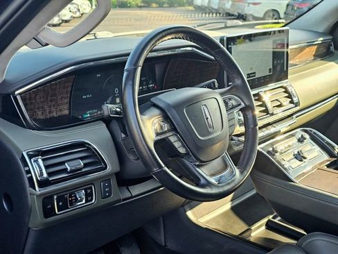 Used 2023 Lincoln Navigator L Black Label AWD/4WD image 19