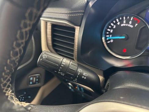 Used 2023 Ford Expedition Max Limited image 40